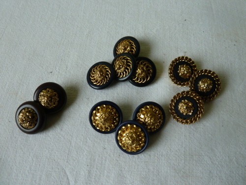 Lot boutons anciens - lot,
