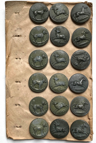 Lot boutons anciens - de,
