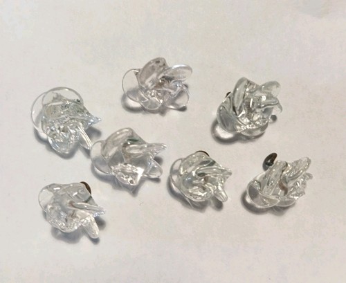 Boutons fleurs anciens - anciens, en